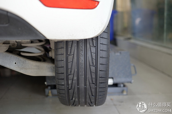 固特异f1轮胎质量怎么样,固特异f1很滑