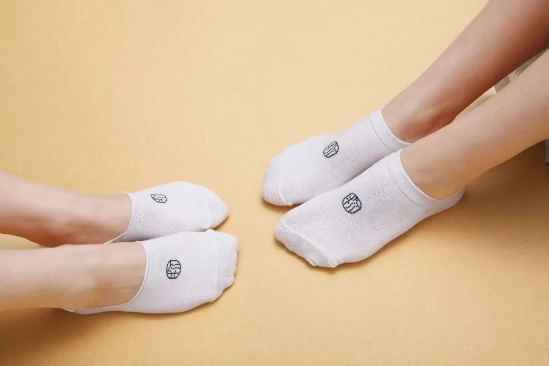 一条精选｜中国人种这种草做成袜子，脚不臭了