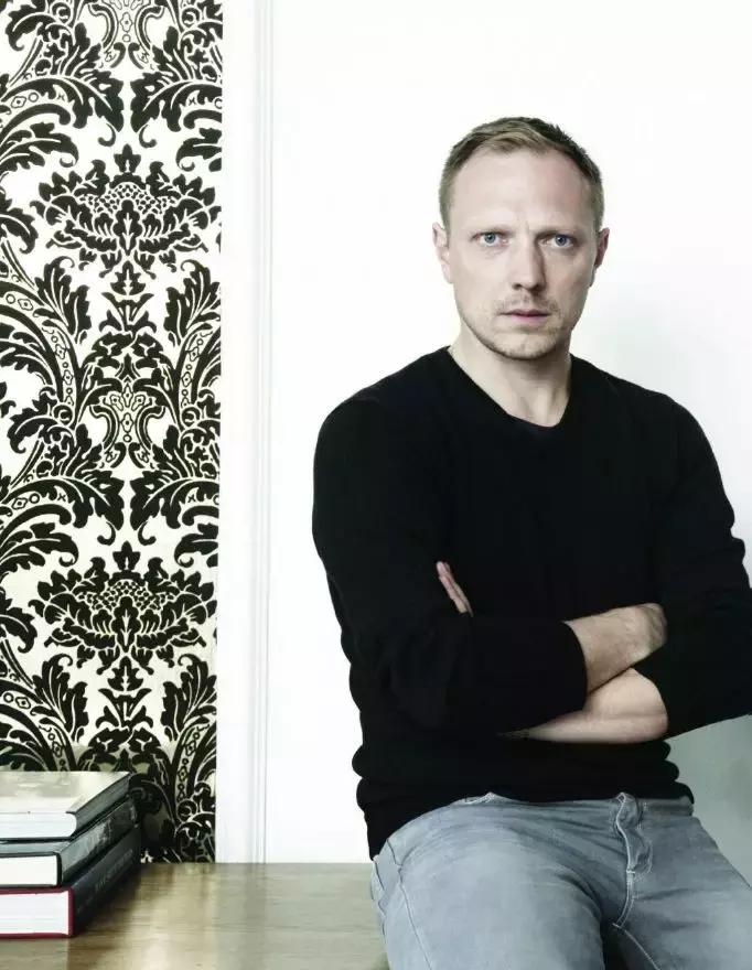 利郎简约而不简单下一句,利郎简约不简单广告语