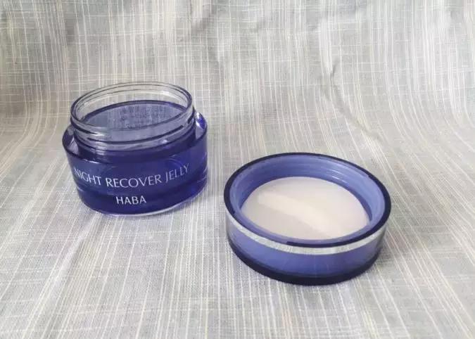 拯救“熬夜*党**”，这8款护肤品可以帮你赶走黑眼圈和粗毛孔！