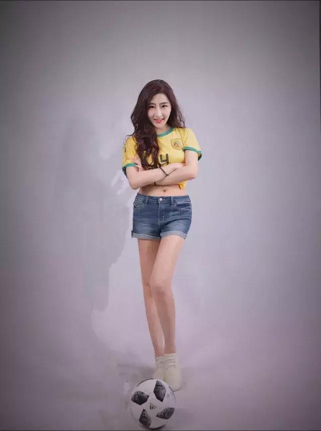 足球赛空姐,空姐和空姐格斗