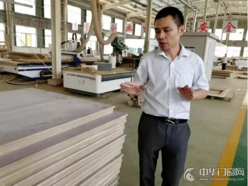 别人搬迁伤筋动骨为何百德木门能把产业顺利转移？