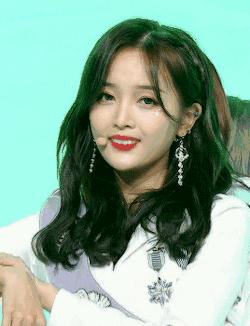 火箭少女101杨超越服装,创造101海南富婆吴宣仪