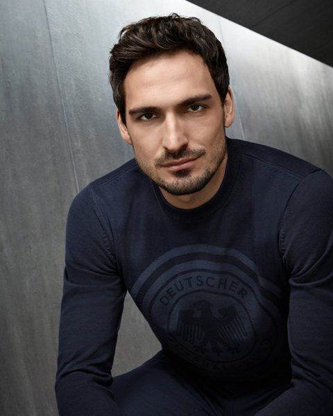 世足辣男来了！德国队穿HUGOBOSS西装变身根本超模等级