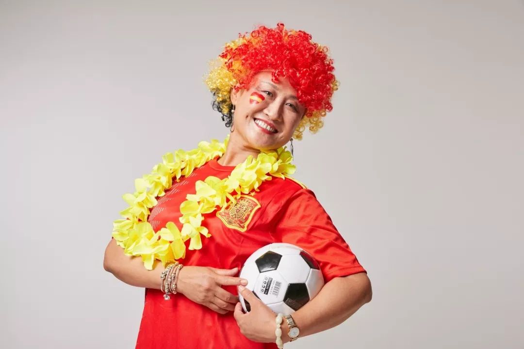 中国大妈世界杯包场,俄罗斯足球世界杯中国大妈