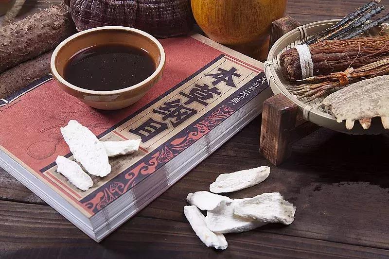 藿香正气水是治疗暑湿还是寒湿,除湿气最好的中成药藿香正气水