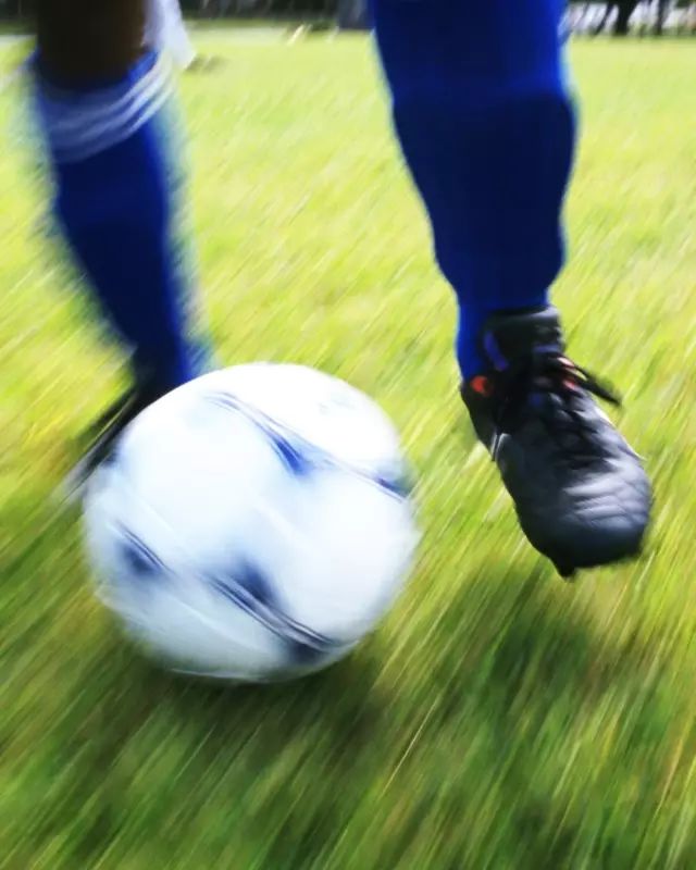 总有人要赢但为什么不是我的英文,总有人要赢为什么不能是你呢壁纸