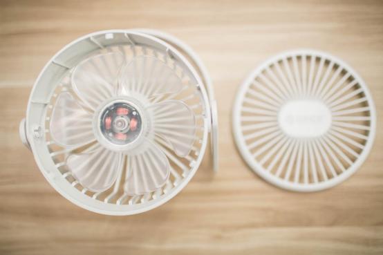 夏日必备工具，我的桌面我做主——OricoUSB风扇