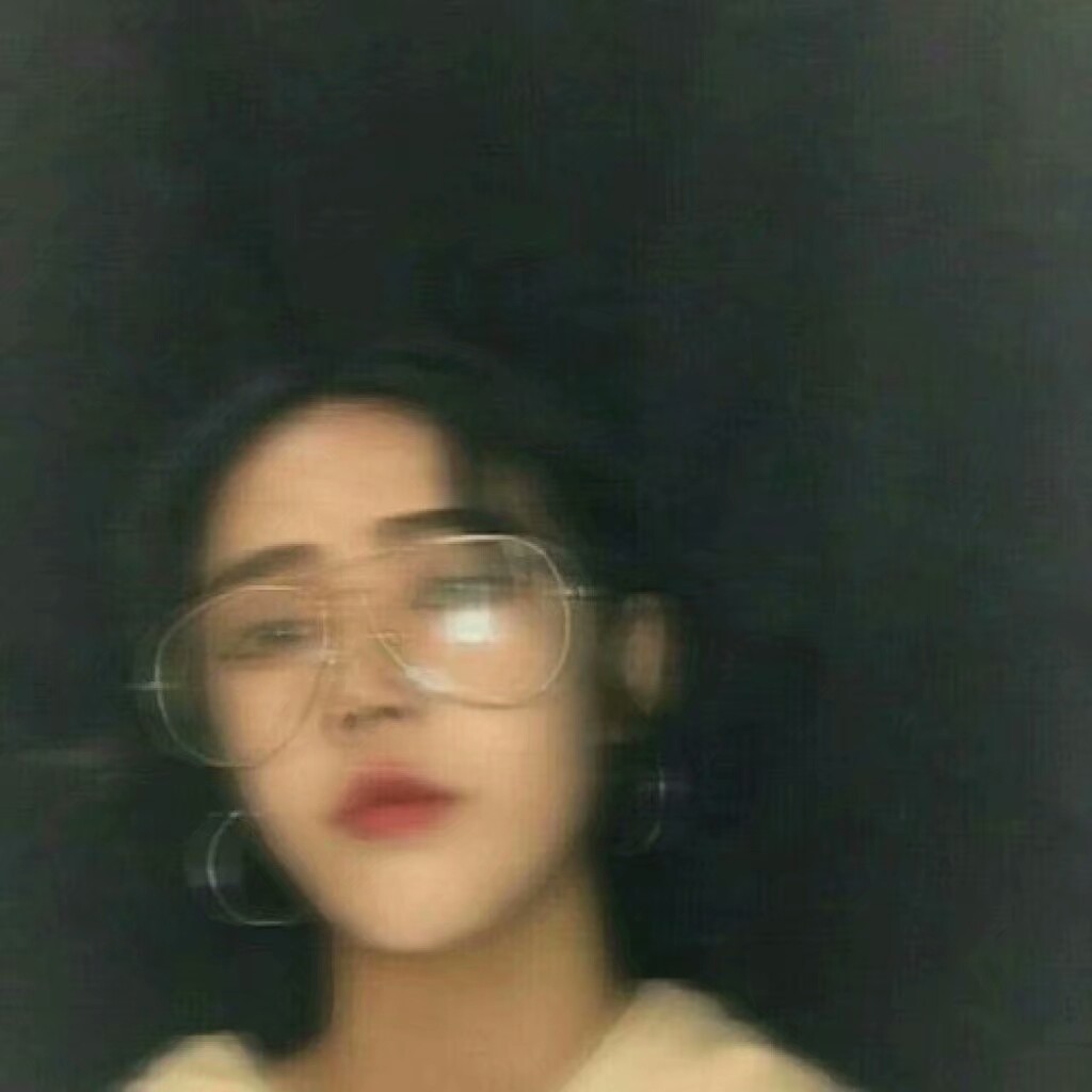 鍙皥绗戦鐢熶笉鍔ㄥ績涓嶄激鎯呯殑鍙ュ瓙,鍐嶈鍙皥椋庡０涓嶅姩蹇冧笉浼ゆ儏