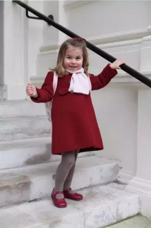 英国王室王子装,英国王室小公主王子穿搭
