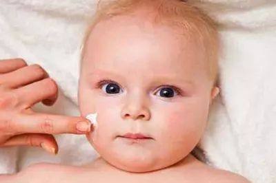 广州哪家医院看儿童湿疹最好,宝宝为什么爱起湿疹