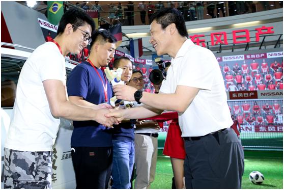 燃情世界杯足球创意show,燃情世界杯活动图片