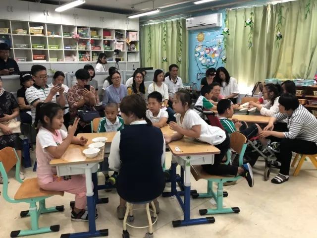 「速递」以个别化教育为基础,探索新时代培智教育课程改革:北京师范大学培智教育课程与教学改革研讨会在北京市朝阳区安华学校举行(一)