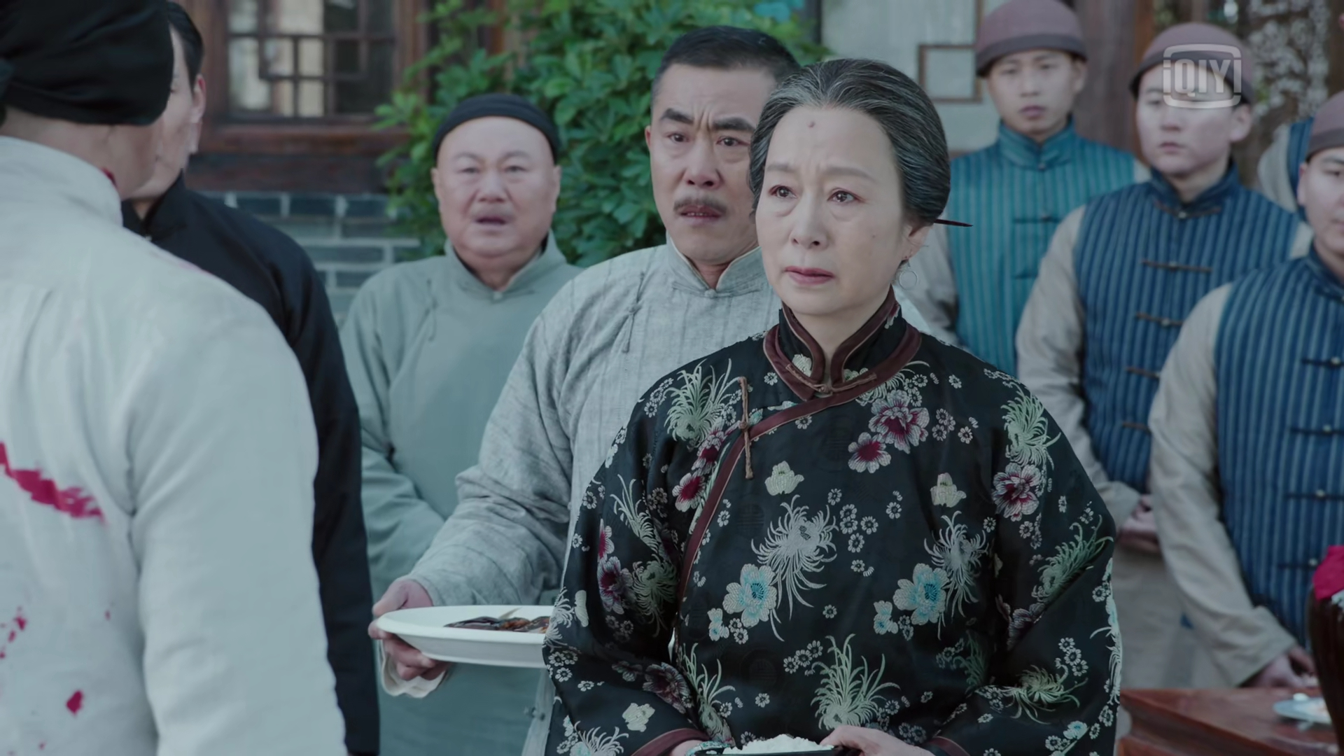 楼外楼水莲,楼外楼在西湖哪个位置