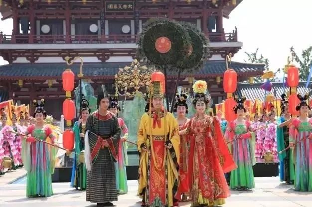 带上你的SuperHero，一起留下最温暖的回忆！