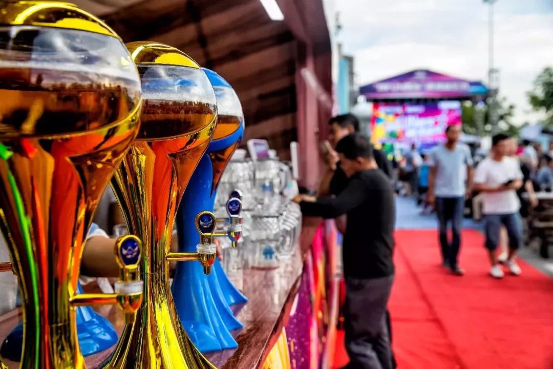 带上你的SuperHero，一起留下最温暖的回忆！