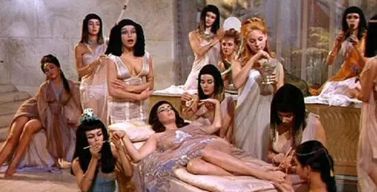 蚀骨的痛楚,有一种疼叫抽丝剥茧