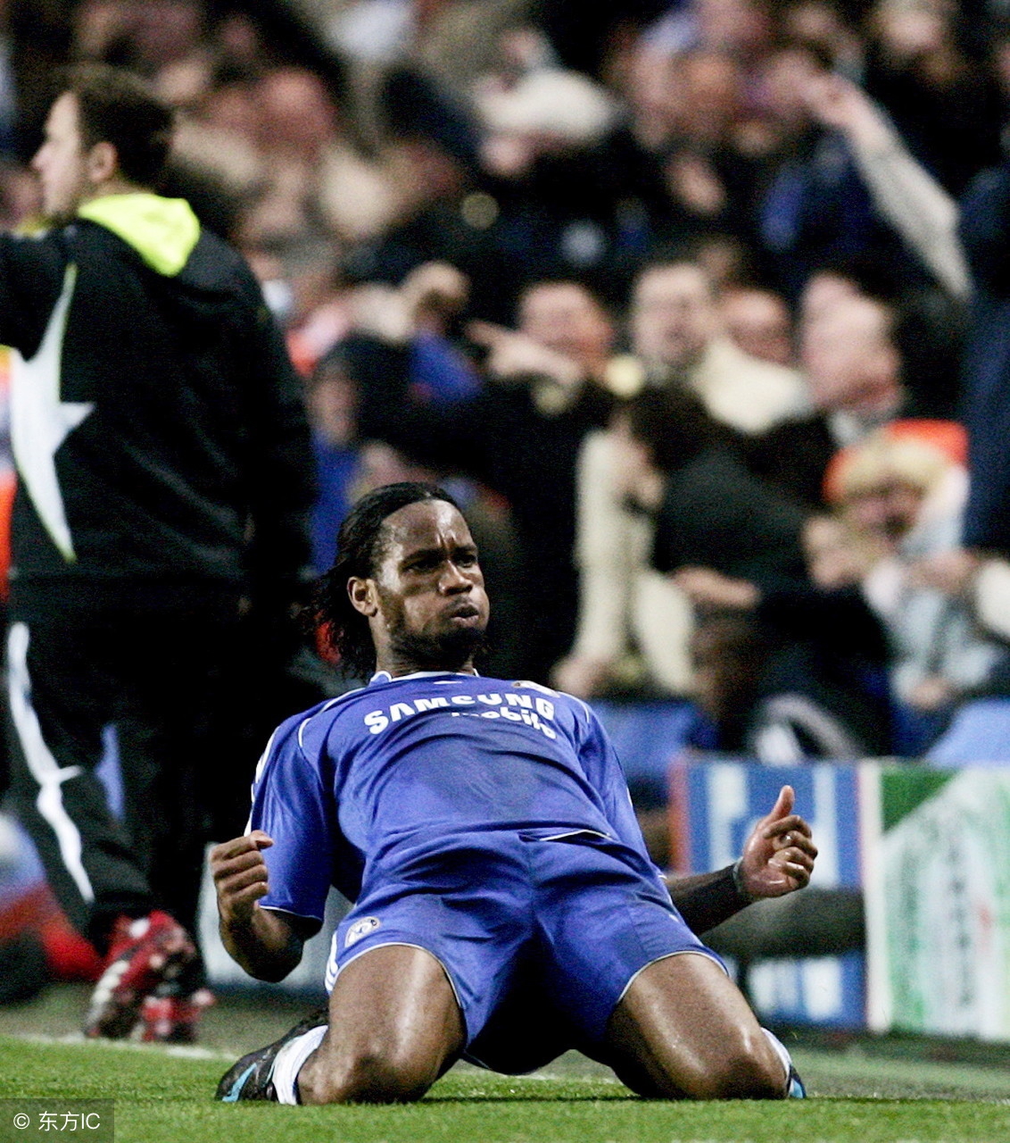 「足坛趣事」细数足坛球员十大进球庆祝动作（上）！