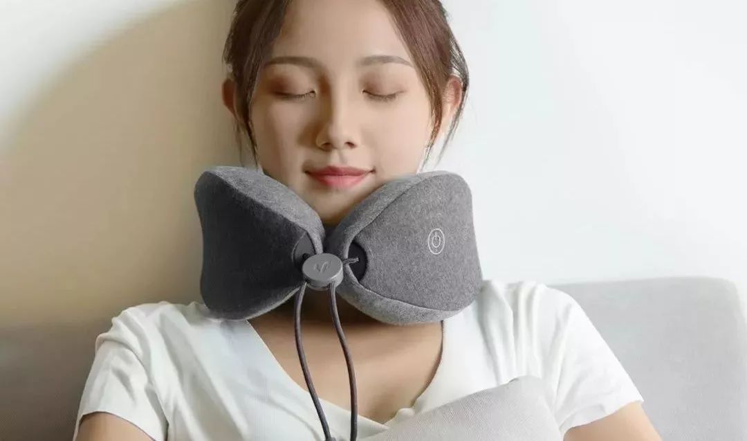 一款让颈椎爱上睡眠的按摩枕,最好用的旅行颈椎枕头