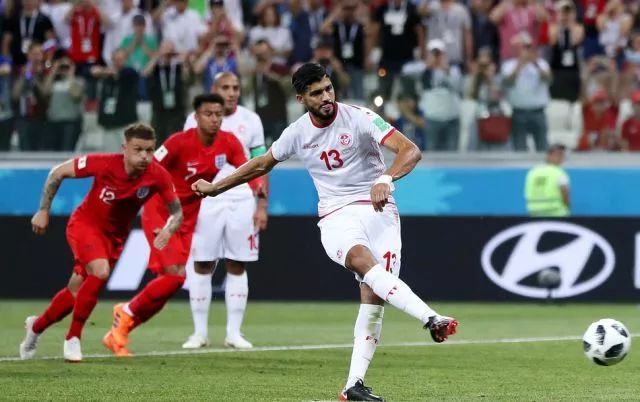 「直击俄罗斯世界杯」比利时3：0巴拿马，英格兰补时阶段2:1绝杀突尼斯，在强队纷纷爆冷的情况下，捍卫了足球豪门的荣誉