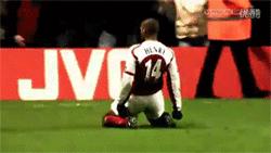 足坛球星经典动作,足坛标志性进球动作