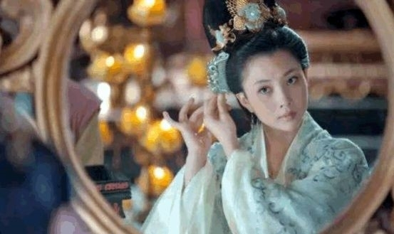 都说曲面电视一无是处,我不能完全同意!