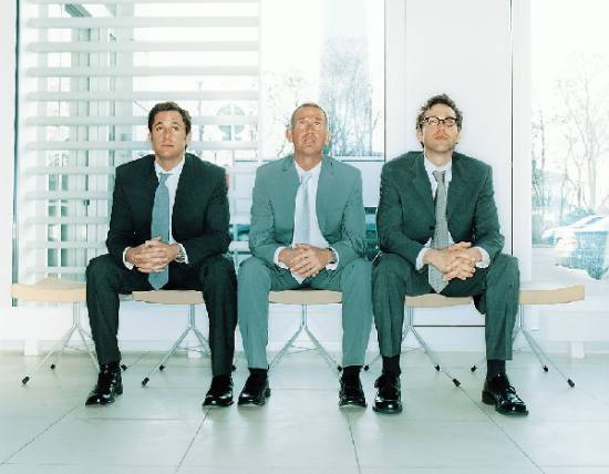 男生和女生双腿并拢坐着有区别吗,男人为什么不能把腿并拢