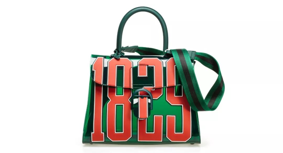 下雨天适合背什么牌子的奢侈品包,下雨天能背的lv包