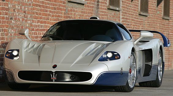 梅西和c罗的豪车,世界杯豪车