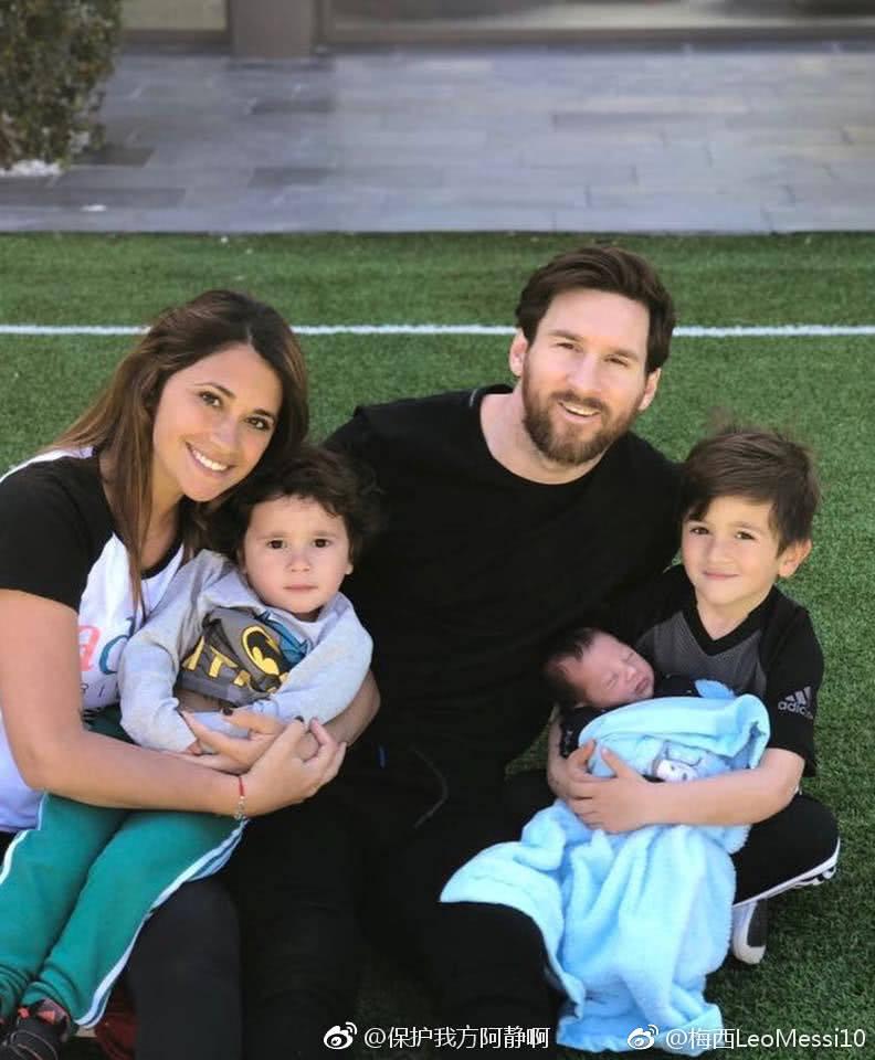 梅西的大儿子蒂亚戈踢足球,梅西大儿子蒂亚戈最新消息