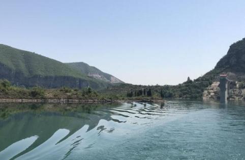 诈骗1000万40人被抓,诈骗20万潜逃被抓