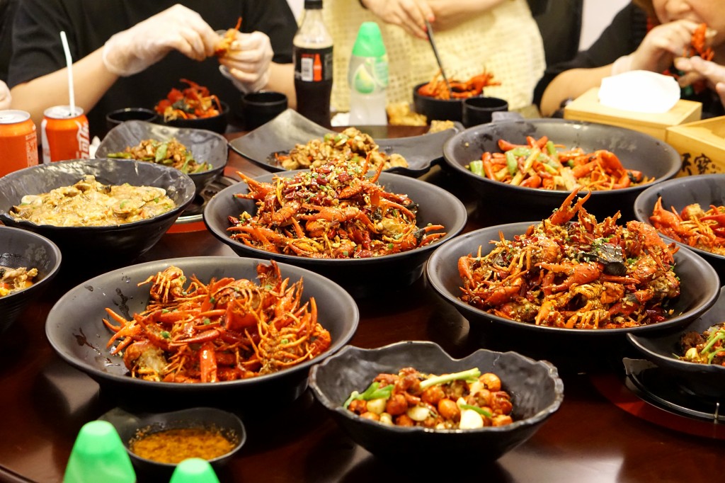 小龙虾征战世界杯,小龙虾与世界杯共狂欢