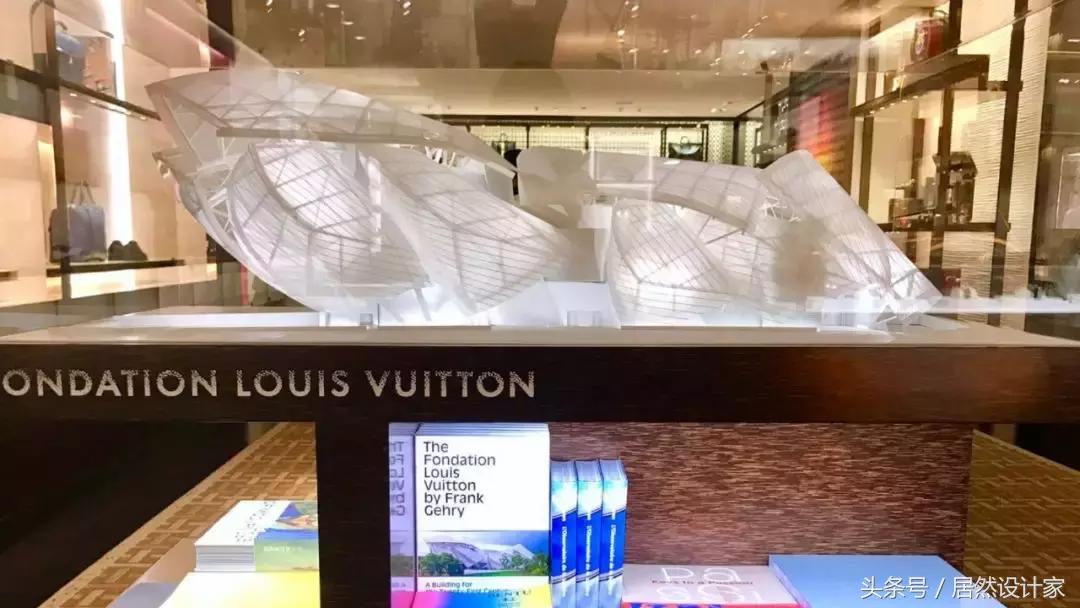 lv最新波点联名,lv草间弥生联名波点羽绒服