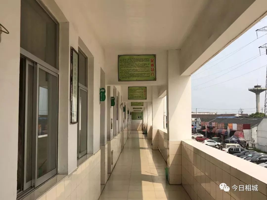 18岁的内马尔和现在的内马尔颜值,内马尔少年时期