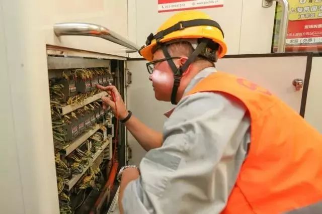 地铁劳动最光荣,地铁技能比武