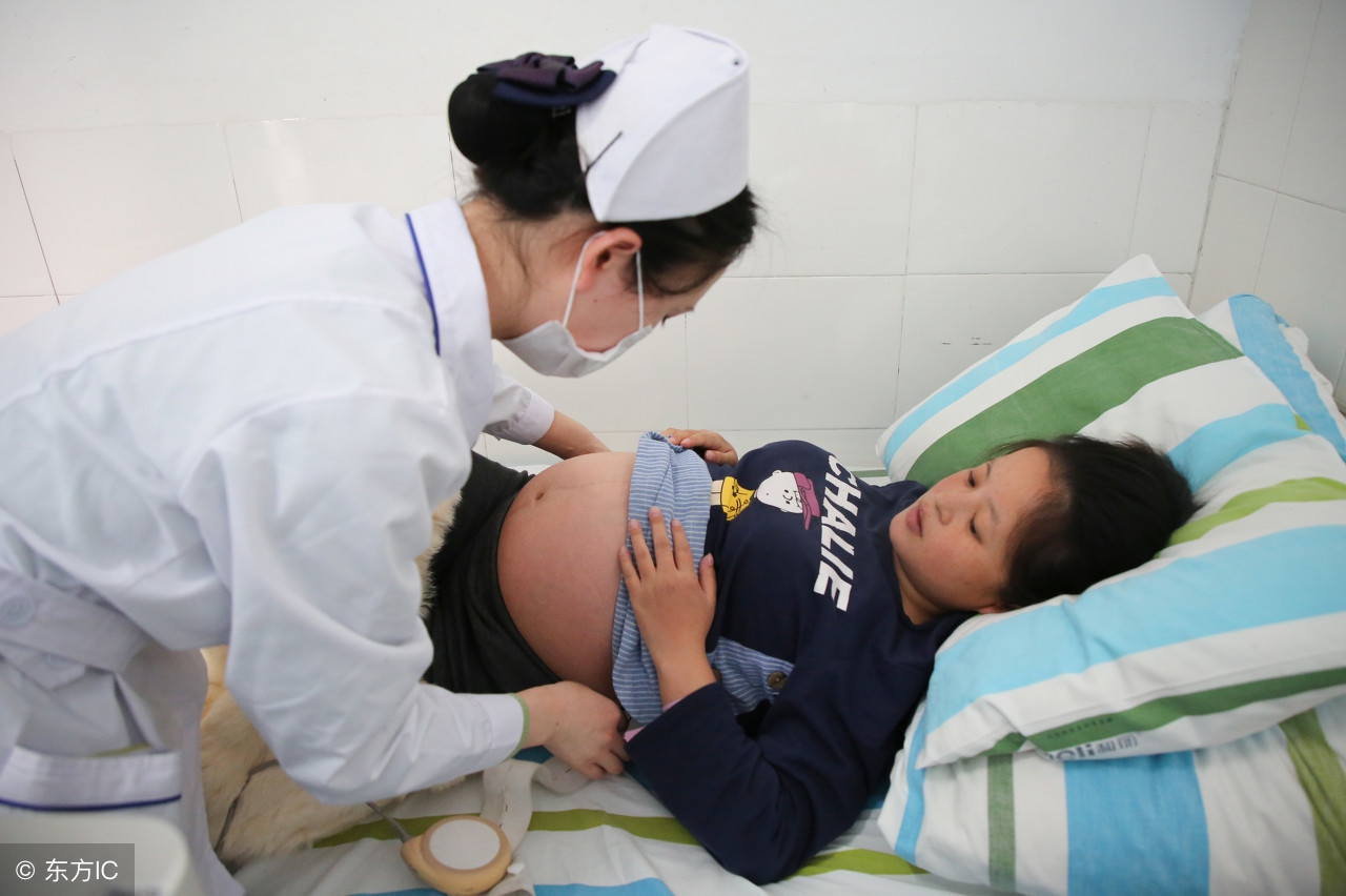 孕妇刚生完孩子，肚子竟又鼓起！医生再次剖腹后很吃惊……