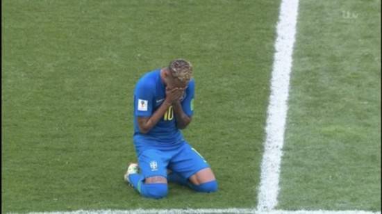 内马尔进球流泪,新球王内马尔