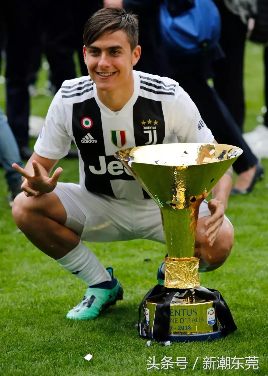 这就是你老婆熬夜看世界杯的理由！哈哈哈哈哈哈