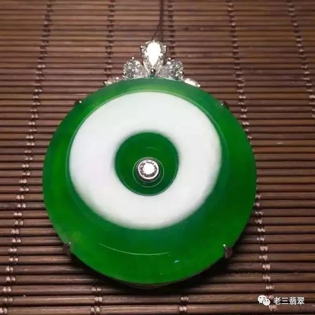 翡翠护身符平安扣,翡翠平安扣现代设计