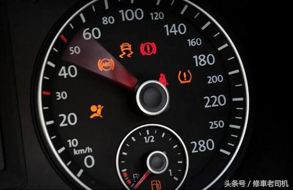 轰油门除积碳最有效的方法,轰油门清理积碳靠谱吗