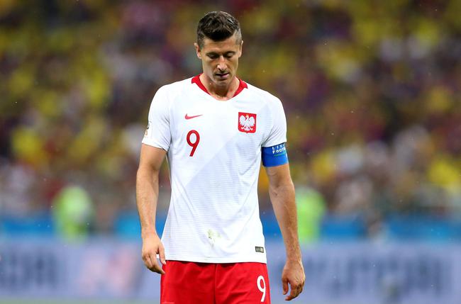 莱万2024欧洲杯,莱万欧洲杯淘汰告别画面