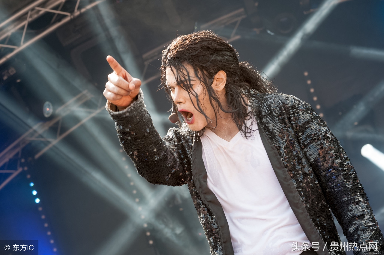 迈克杰克逊去世前的新闻,迈克尔杰克逊逝世当天新闻