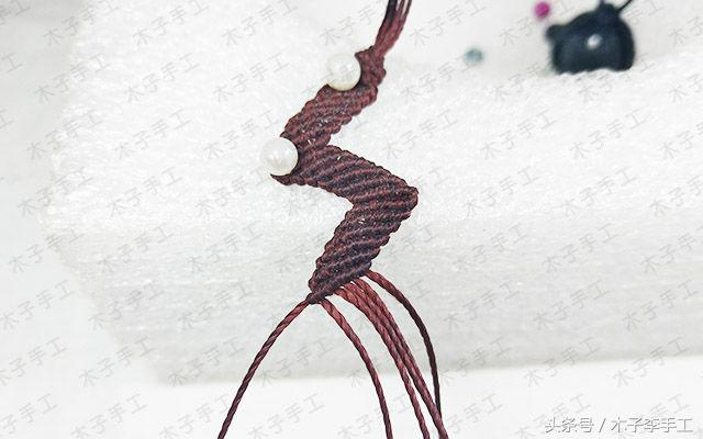 双层锁骨链编绳编法,黑色双层珍珠项链锁骨链高级感