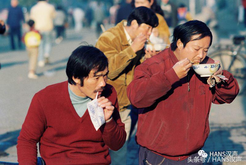 武汉银矿｜看看生你之前的爸妈，过得多潇洒？