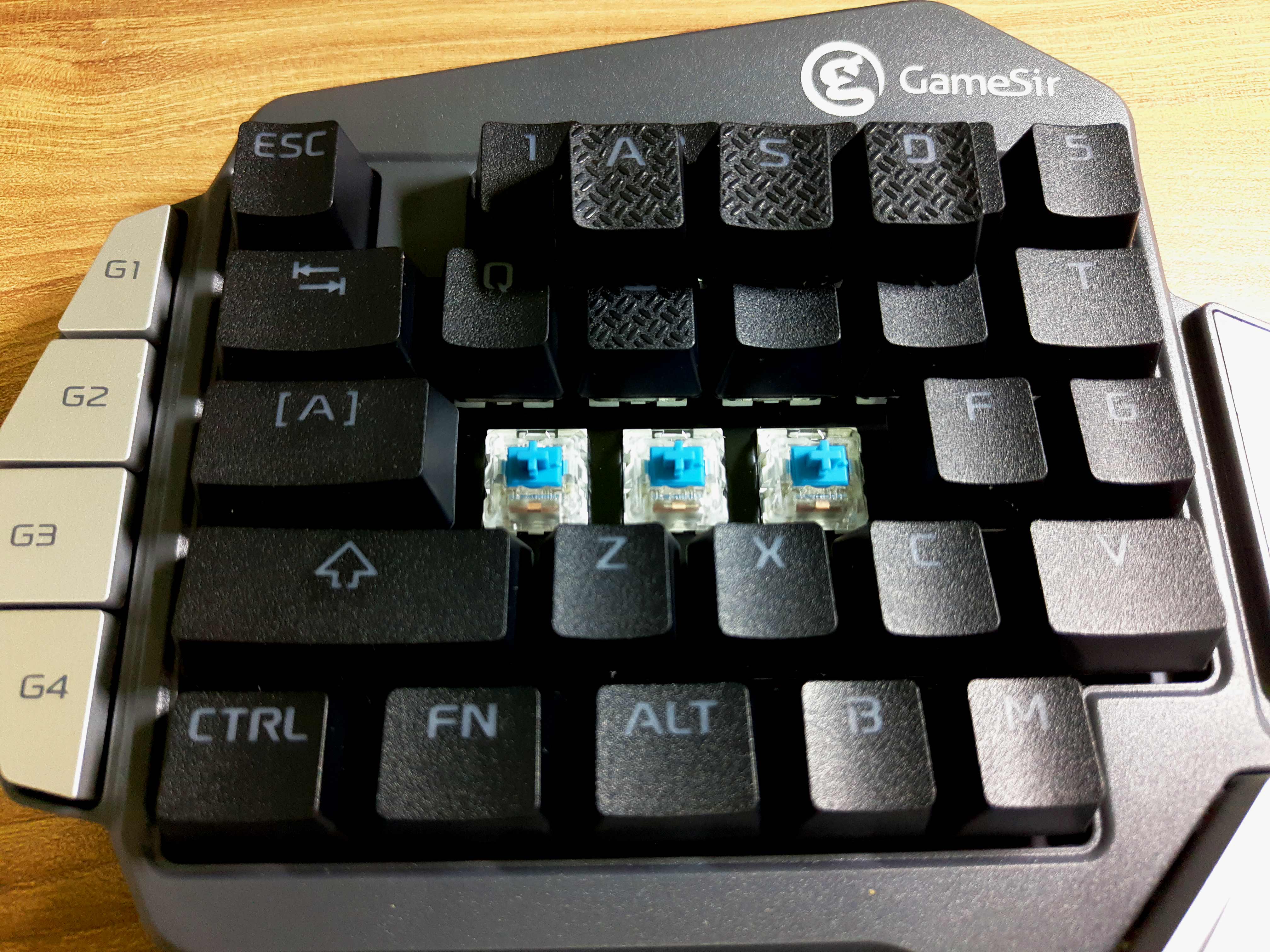 盖世小鸡单手键盘z2,小鸡机械键盘评测