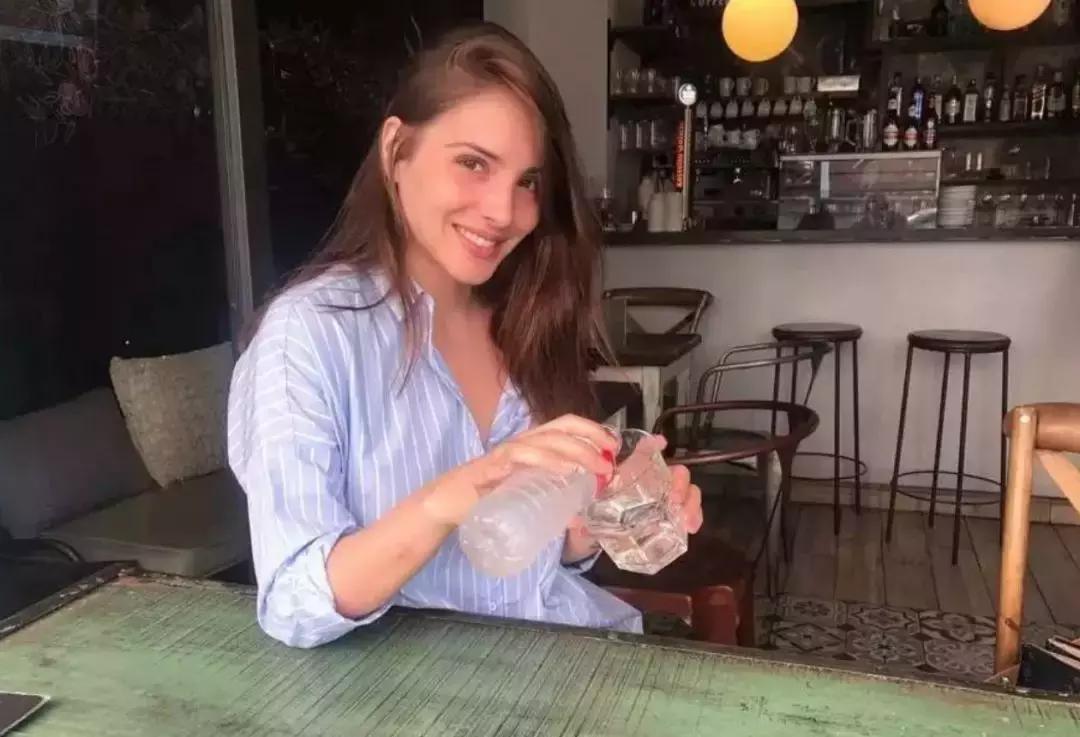 世界杯太太团惊艳全场,世界杯太太团颜值