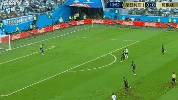 阿根廷绝境逢生完整版,阿根廷首战输球有没机会登顶冠军