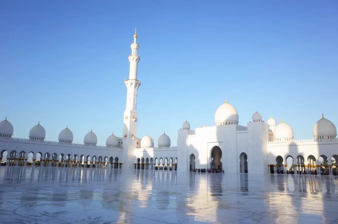 迪拜的壕无人性,迪拜的穷你知道吗