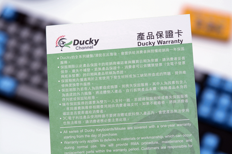 pbt机械键盘彩色背光蓝白键帽,pbt键帽的机械键盘推荐