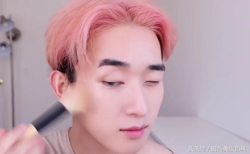 男生化妆教程日常妆精致第一名,男生怎么化妆简单又帅